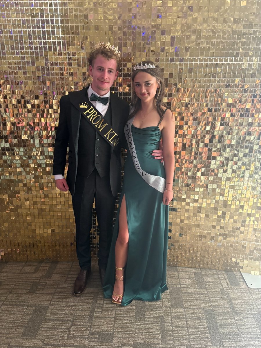 Dathlwch Gyda Ni
✨ Throwback to our amazing Year 11 prom! 🎉 A huge thank you to our wonderful staff and pupils for making it such a memorable night. We hope our Year 11 pupils are enjoying a well-earned summer break! ☀️💖 #HHVCProm #Memories