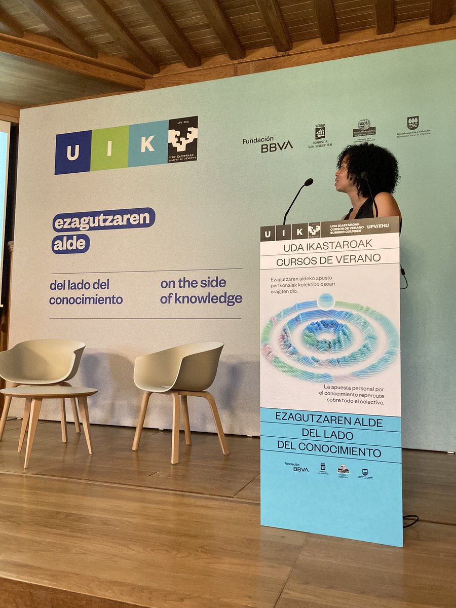 Algorithmic decisions on #AI roundtable on #DigitalInclusion &amp; #GenAI <a href="/uik_eus/">UIK</a>