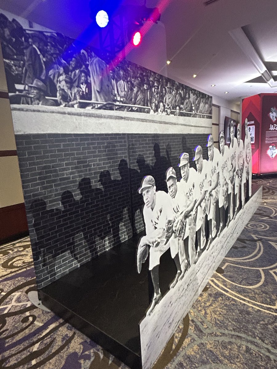 PaulaWoodDMV's tweet image. 2 All-Star weekend moments that have touched my heart: 1) the Negro League exhibit (we are truly standing in their shadow); and 2) meeting 5 Make-a-Wish moms while we filmed our kids during BP from the stands. In the midst of all the amazing, star-struck moments...perspective.