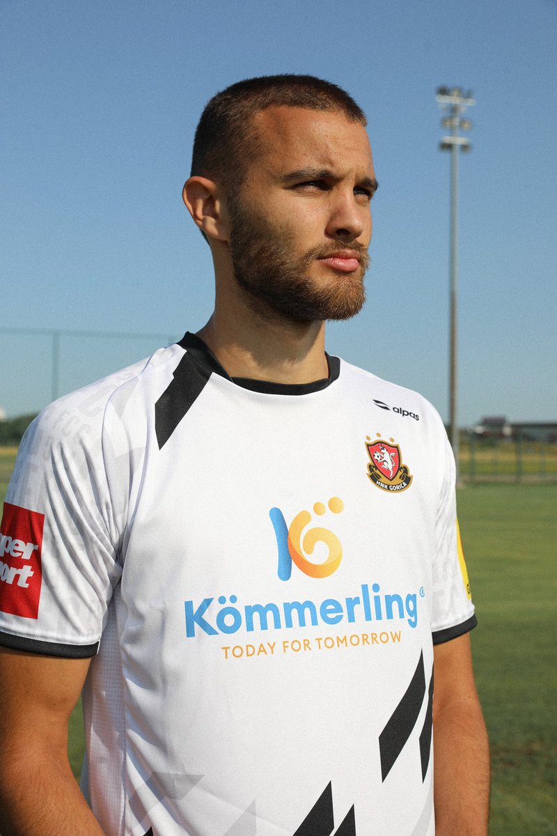 Jakov Gurlica produžio je vjernost Gorici! ❤️

“Ovdje sam se od prvog dana osjećao kao dio prave sportske obitelji i zahvalan sam klubu na ukazanom povjerenju. Motiviran sam i dalje davati svoj maksimum u svakom treningu i utakmici kako bismo zajedno ostvarili ciljeve pred nama.”