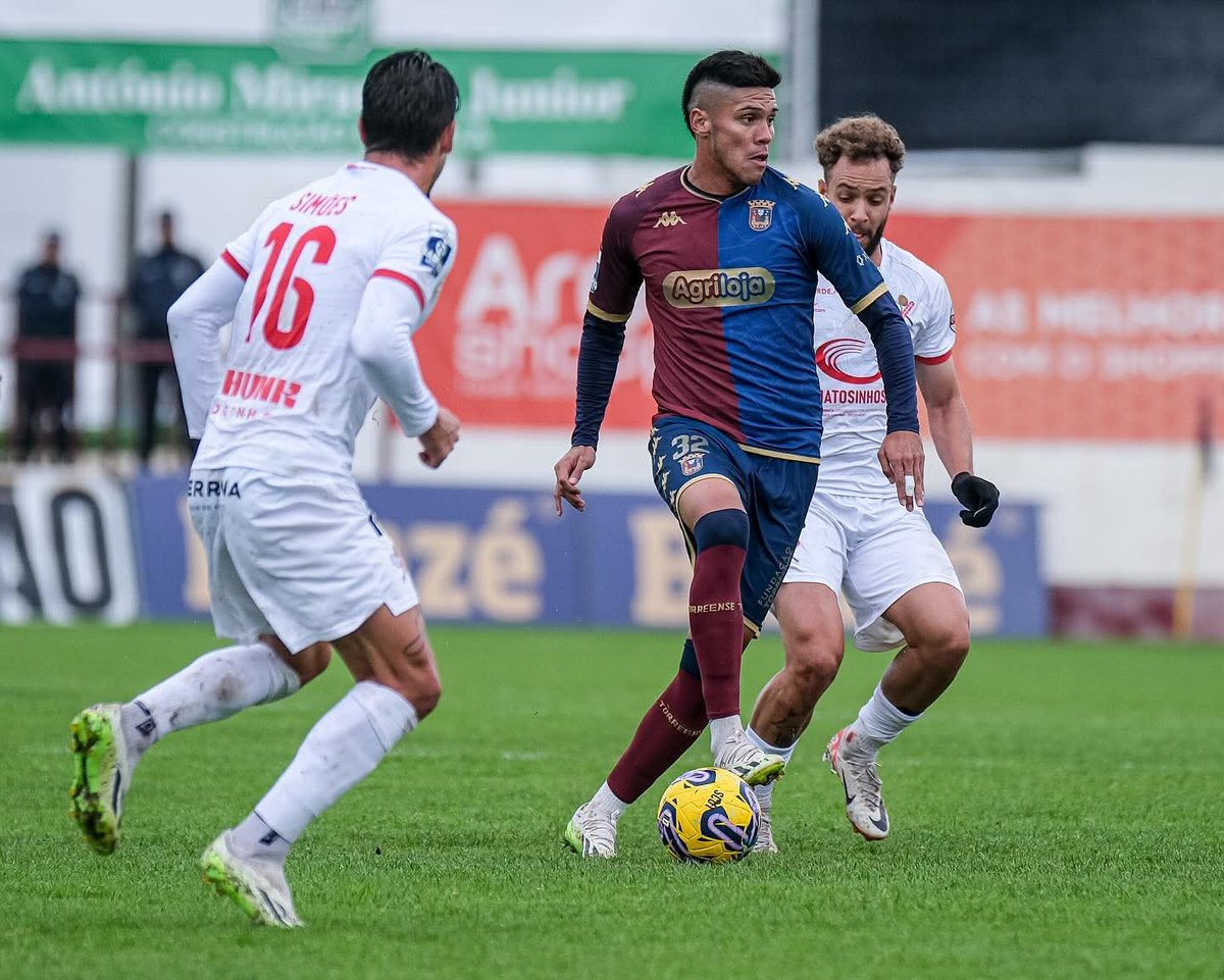 Sebastián Guzmán se presentó en la sede. Un tolimense que puede cambiar la imagen de los nuestros en el equipo profesional de la tierra. Mariachi le dijo no a varios equipos para ser del vinotinto.