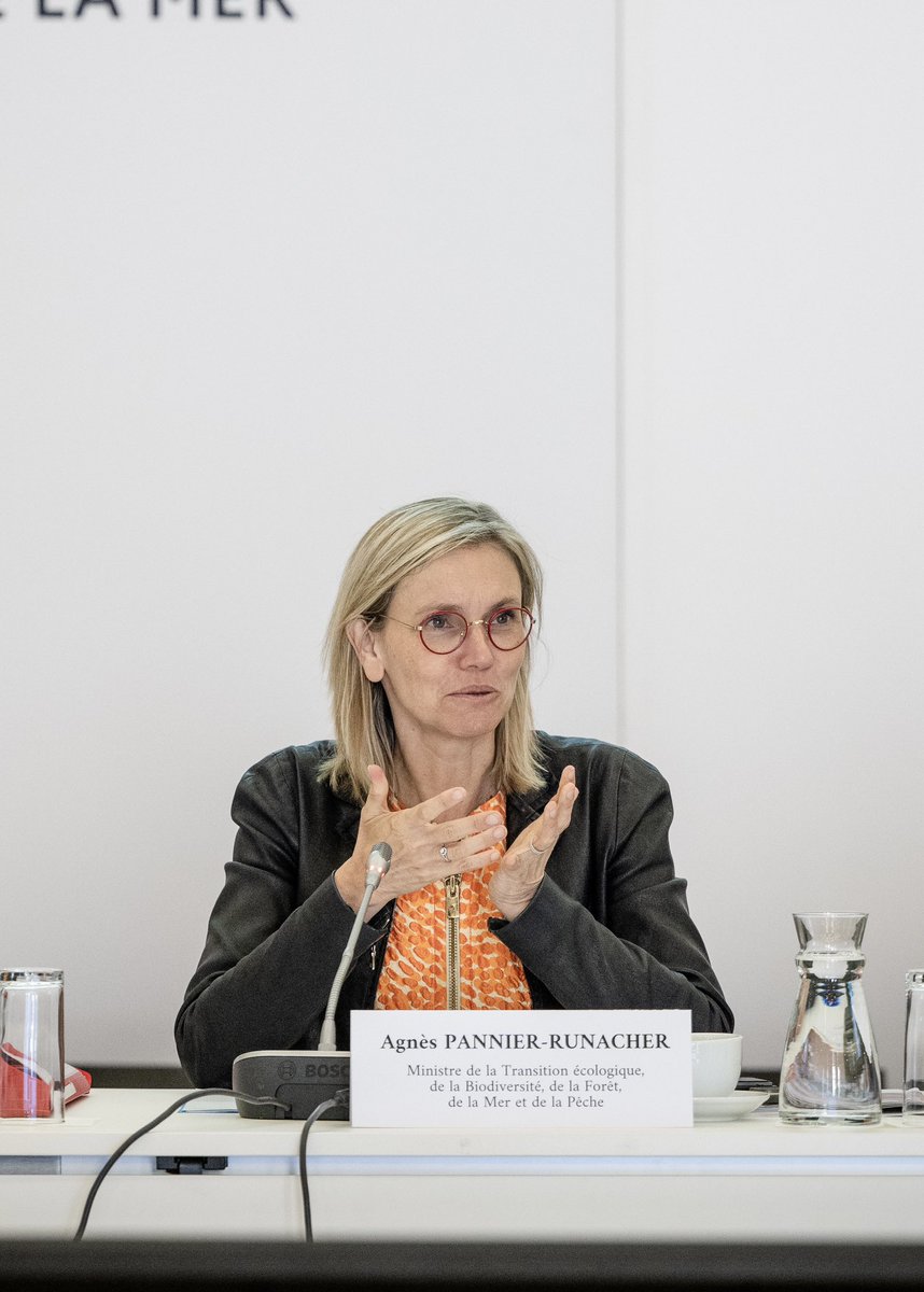 AgnesRunacher's tweet image. Alors que les négociations pour un traité mondial contre la pollution plastique reprennent début août à Genève, la France entend défendre un texte ambitieux.
Avec @barbarapompili, ambassadrice pour l’Environnement, j’ai réuni – dans la dynamique de l’Appel de Nice qui a fédéré…