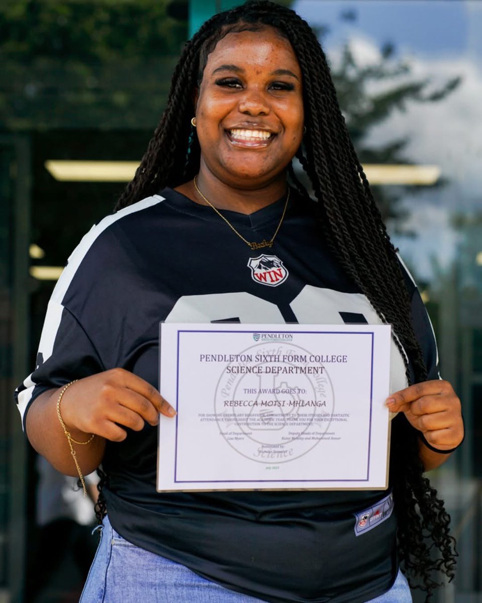 We recently hosted our annual awards ceremony for the Science and Social Sciences departments at Pendleton Sixth Form College! 

These awards are given in recognition of all the hard work of our students over the course of the academic year.

Well done to all the winners 👏