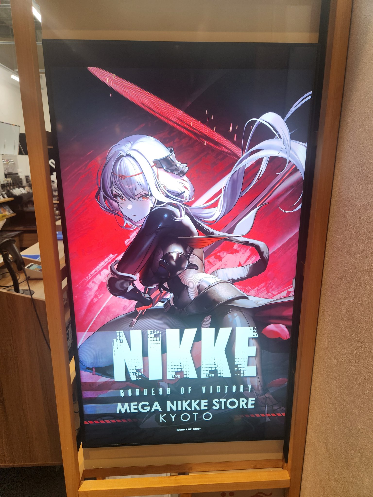 NIKKE 黒紅蓮　扇子・手拭い等　メガニケストア京都　限定 勝利の女神：NIKKE』グッズ専門店「MEGA NIKKE STORE」の2号店が