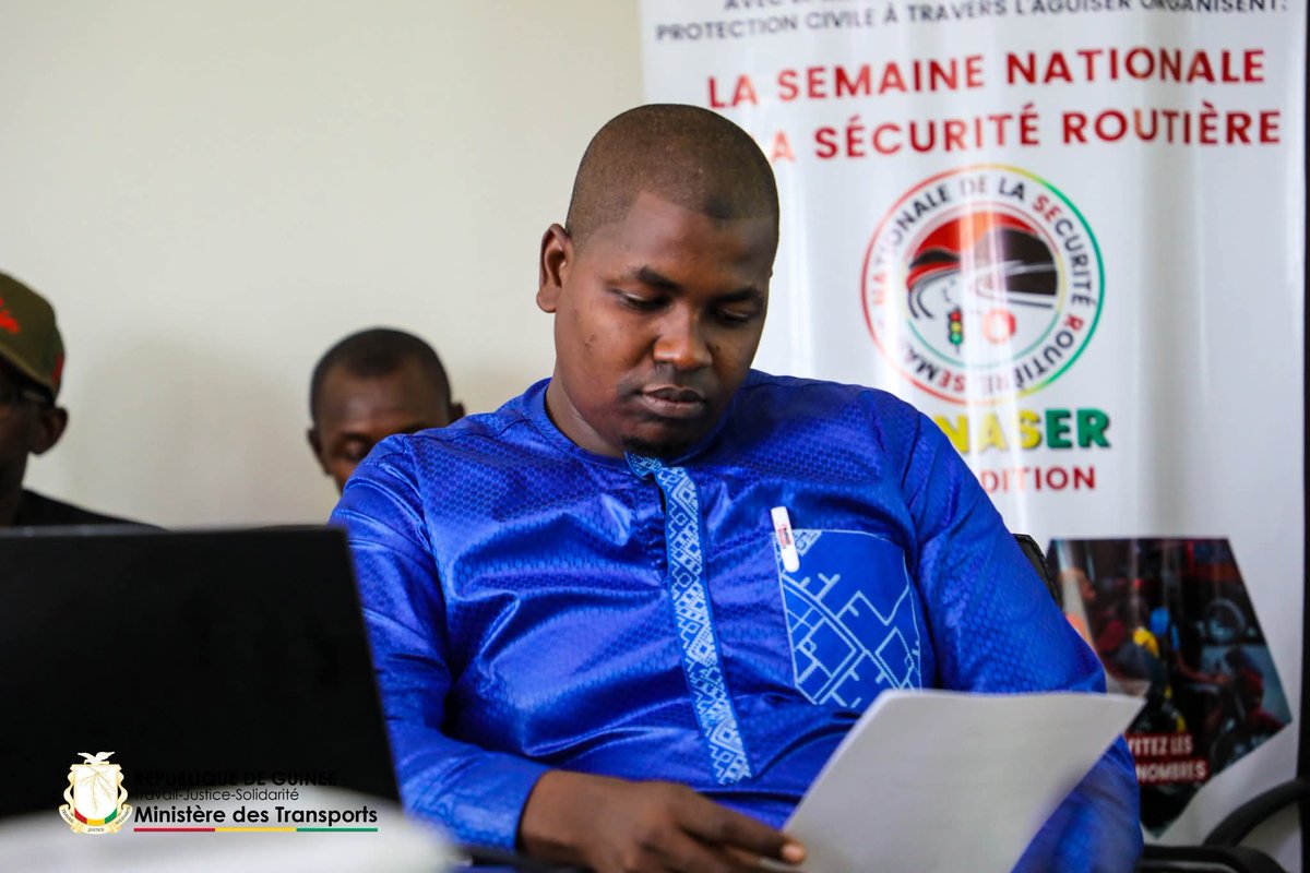 AmadouLePo's tweet image. #LeDestinDunJeune 

Lire et comprendre les #projets prioritaires de notre pays, devrait être la mission de chaque #citoyen. 

Un citoyen qui s&apos;approprie les projets prioritaires de son pays est un acteur du développement, et non un simple spectateur...⤵️

#Guinée #Administration