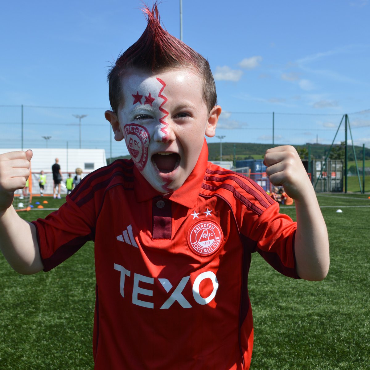 AFCCT's tweet image. Week One of AFCCT Summer Coaching ✅
We enjoyed a week in the sunshine at Cormack Park as we kicked off 6 weeks of football fun alongside a visit from Aberdeen Football Club players⚽
Our Summer Coaching is nearly sold out but we have some good news...
You can now book onto…