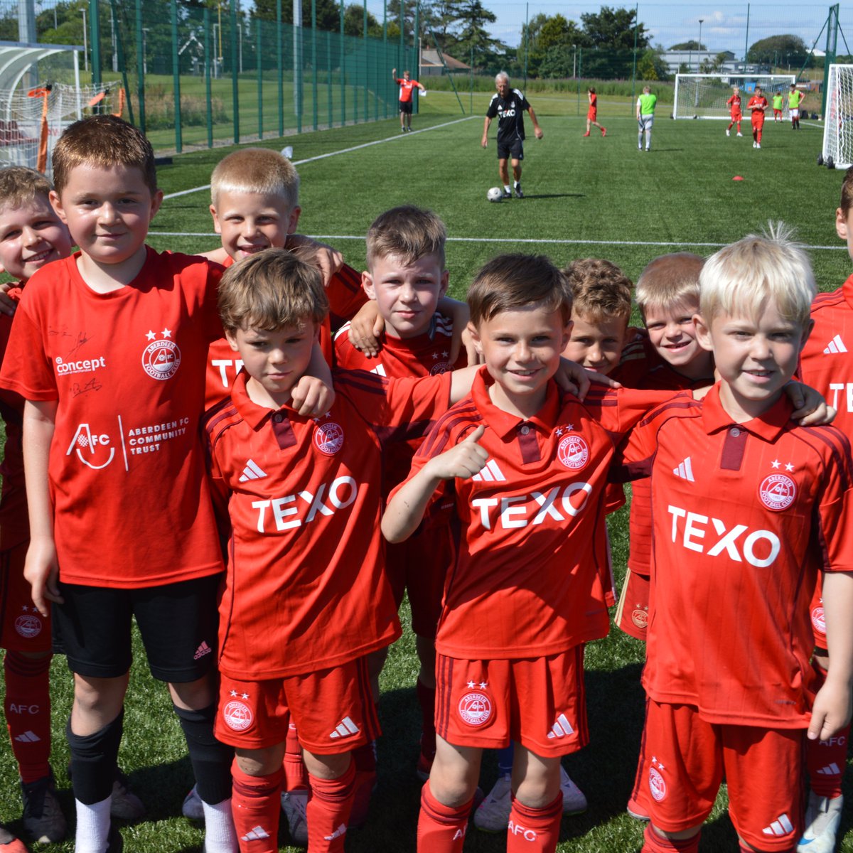 AFCCT's tweet image. Week One of AFCCT Summer Coaching ✅
We enjoyed a week in the sunshine at Cormack Park as we kicked off 6 weeks of football fun alongside a visit from Aberdeen Football Club players⚽
Our Summer Coaching is nearly sold out but we have some good news...
You can now book onto…