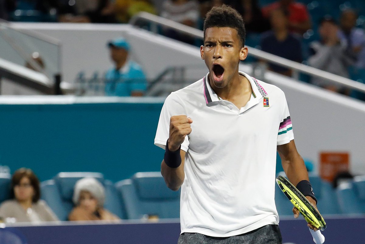 FonsecaActuFr's tweet image. This week, João Fonseca (18 years, 327 days) becomes the 3rd youngest player of the 21st century to break into the ATP Top 50 — only behind Carlos Alcaraz (18y, 131d) and Félix Auger-Aliassime (18y, 236d)! 🔥
True tennis star in the making... 🎾💎