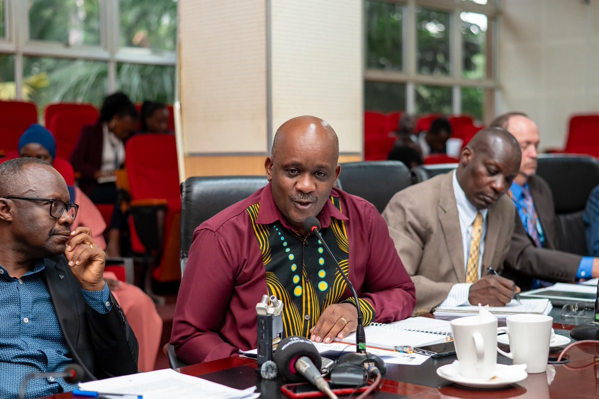 CSBAG ED <a href="/JuliusMukunda/">Julius Mukunda - truth always counts!</a> also queried <a href="/mofpedU/">Ministry of Finance</a> on compliance measures to ensure that the reservation scheme for special interest groups(youth,PWDs,and women) under <a href="/PPDAUganda/">PPDA Uganda</a>  go to the right beneficiaries.

Ahead of the election period, <a href="/JuliusMukunda/">Julius Mukunda - truth always counts!</a>
asked <a href="/mofpedU/">Ministry of Finance</a> for the