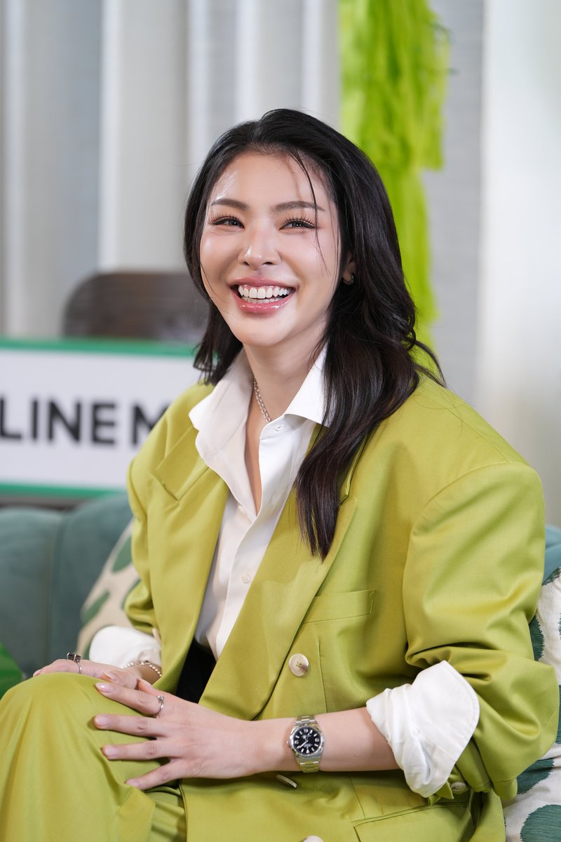 วันนี้พี่ฝ้ายแจกรอยยิ้มจุกๆ
📲 lineman.onelink.me/1N3T/u5tyrygu

FAYE LIVE LINE MAN
#LINEMANถูกสุดทุกวันxFAYE
#LINEMANถูกสุดทุกวัน
#LINEMANWongnaiUsersChoice

*เงื่อนไขเป็นไปตามที่ LINE MAN กำหนด ตามข้อกำหนดที่ได้มีการเผยแพร่ตามช่องทางเว็บไซต์ lineman.line.me/lm-tooksud-202…
