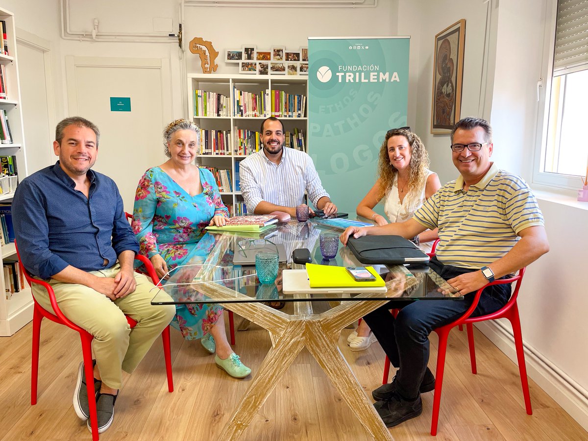 Nueva alianza de formación y colaboración entre las escuelas de la Fundación y <a href="/dideapp/">Dide.org</a> para implantar su plataforma para garantizar la personalización del aprendizaje del alumnado. Una de las mejoras que tenemos preparadas para el curso 25-26 #EmbajadoresDide