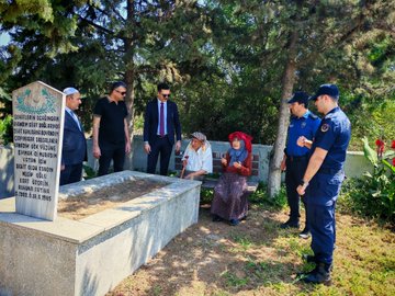 15 Temmuz Anısına Şehitler Ziyaret Edildi