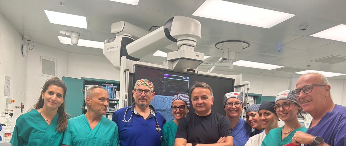 Per la prima volta nel Sud Italia, sono stati eseguiti con successo dall’Azienda Ospedaliera Universitaria Federico II di Napoli i primi due impianti transcatetere della valvola tricuspide “senza bisturi”. tinyurl.com/yl767plp