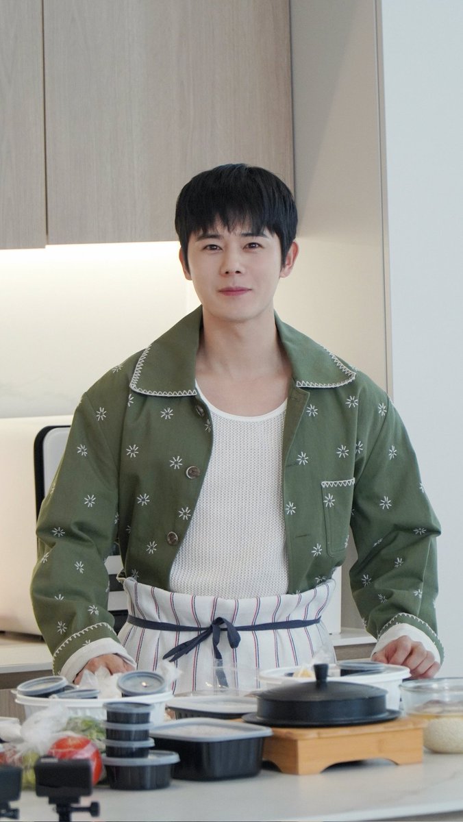 ZE:A's ENTERTAINMENT tweet media