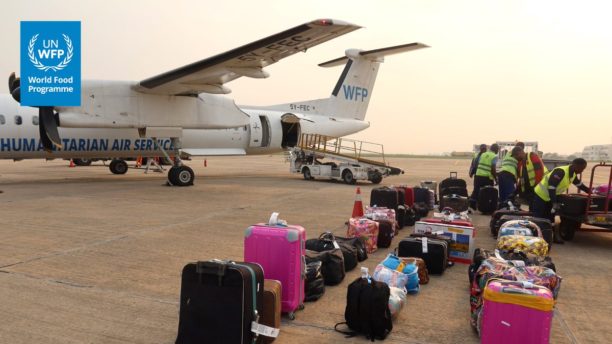 WFP_UNHAS's tweet image. Over the past days, #UNHAS organized 2 flights from #Brazzaville 🇨🇬 to #Bangui 🇨🇫 with 100+ Central African nationals on board.
These voluntary repatriation flights were coordinated on behalf of @UNHCRCongo thanks to funding from the US @StatePRM 🇺🇸
#LeaveNoOneBehind