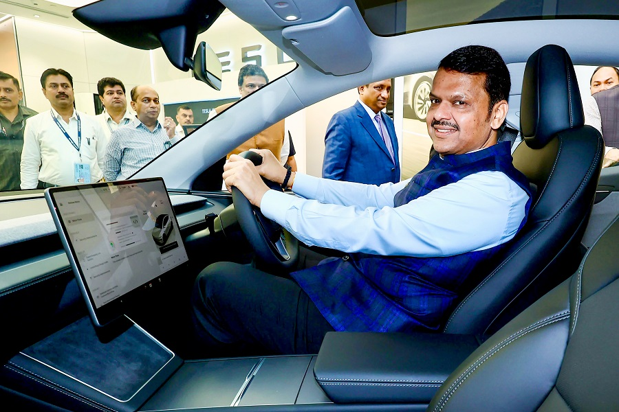 After Mumbai, Tesla to open Delhi showroom soon; launch superchargers

testdriveguru.com/after-mumbai-t…

<a href="/Tesla/">Tesla</a> #TeslaDelhi #ModelYIndia #TeslaExpansion #EVIndia #ElectricVehicles #TeslaShowroom #DelhiEV #TeslaChargingStations #SuperchargersIndia #DestinationChargers <a href="/guru_drive/">TestDriveGuru</a>
