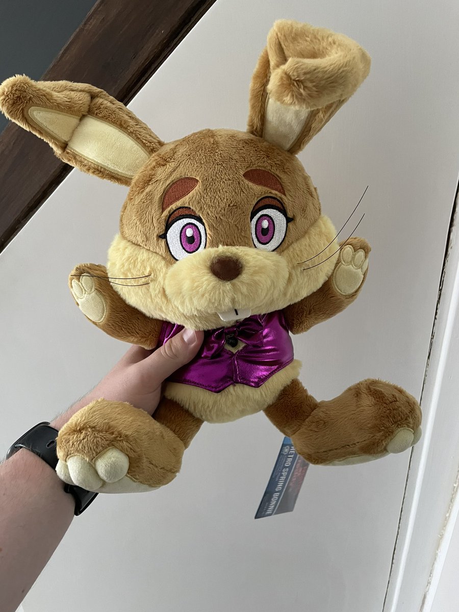 Smith_Robotics's tweet image. My Spring Bonnie plush arrived!!!