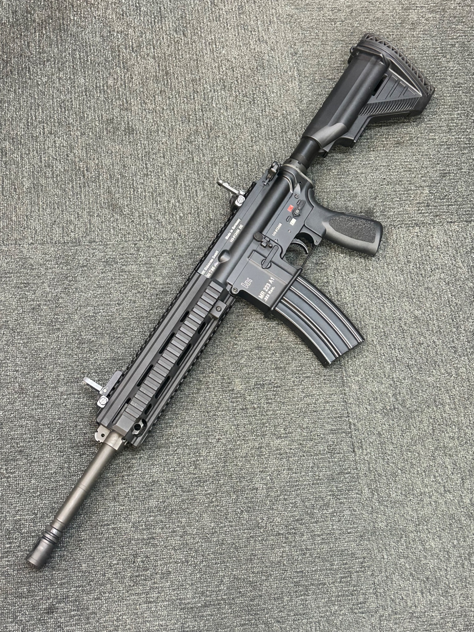 再び、銃をとる レン CXチャレンジ優勝PR KINWA x E&C 333 STRIKE オプレッサー PDW 7 電動ガン レッド