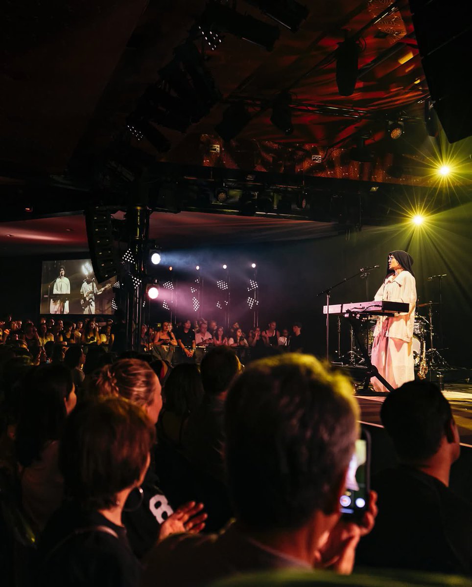 cobe_yuka's tweet photo. MontreuxJazzFestival🇨🇭Facebook・Instagram 
藤井風さんLive photo 📸
ありがとうMJF🇨🇭
https://t.co/EDcmHwiydN
#藤井風　#fujiikaze 
#FujiiKazeEuropeTour2025
#MJF25 #MontreuxJazzFestival https://t.co/L78BYJlWrK