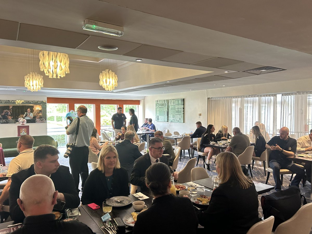 3️⃣0️⃣ minutes to go! 

Excitement is building here at the Hilton Northampton as guests are starting to arrive and enjoy breakfast at our Fixture Release Day event!

Thanks to Hilton Northampton for hosting us! 

#ShoeArmy 👞