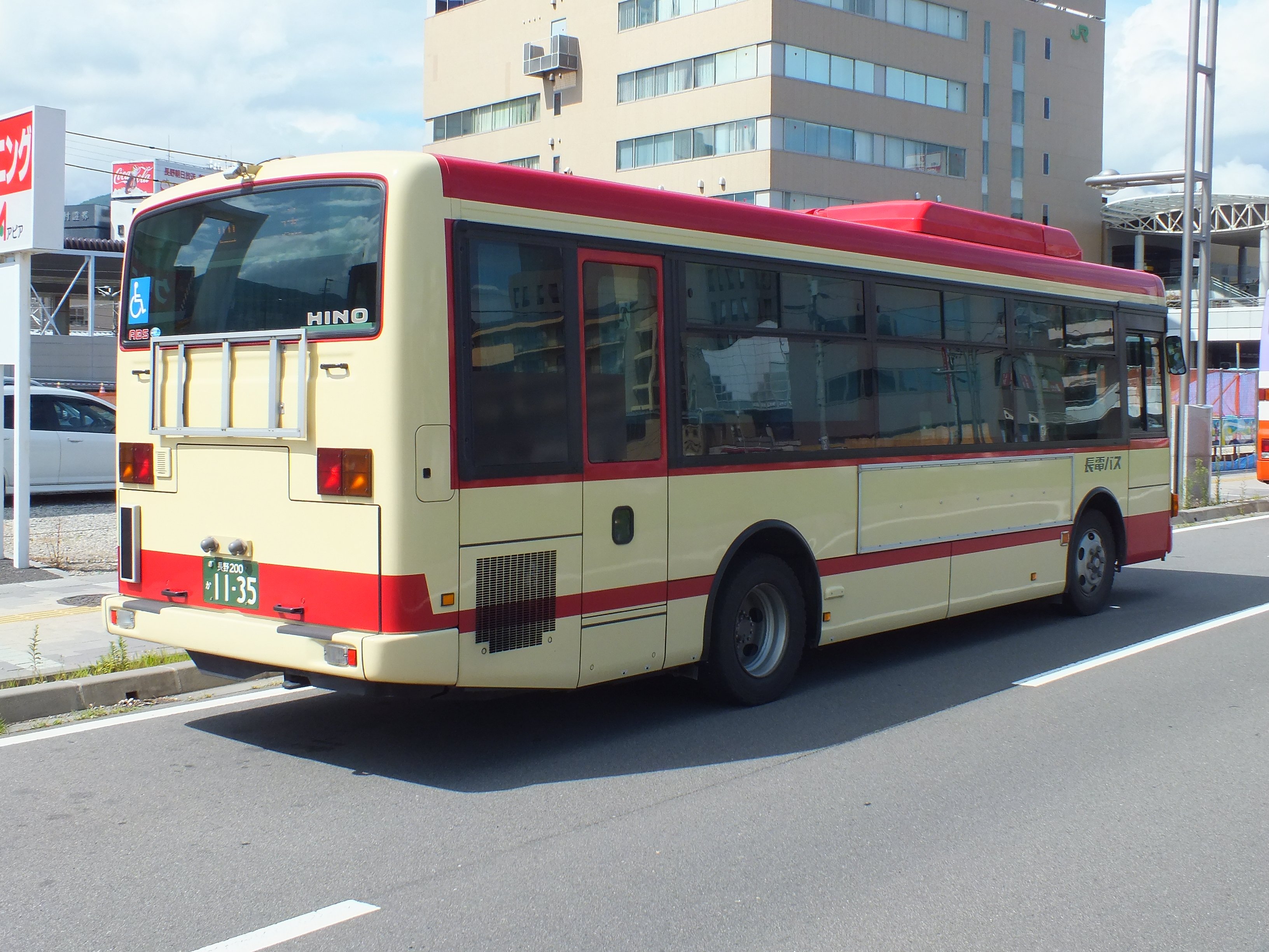 長電バス 日野 レインボー II ノンステップバス 2台セット 長電バス 日野 レインボー II ノンステップバス 2台セット 長電バス