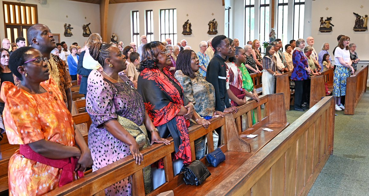 WithRefugees's tweet image. Reminiscing about our wonderful ecumenical service we held a few weeks ago to mark #SanctuarySunday.
Did you celebrate the contributions of refugees and people seeking asylum in your community too? Let us know about it 🧡