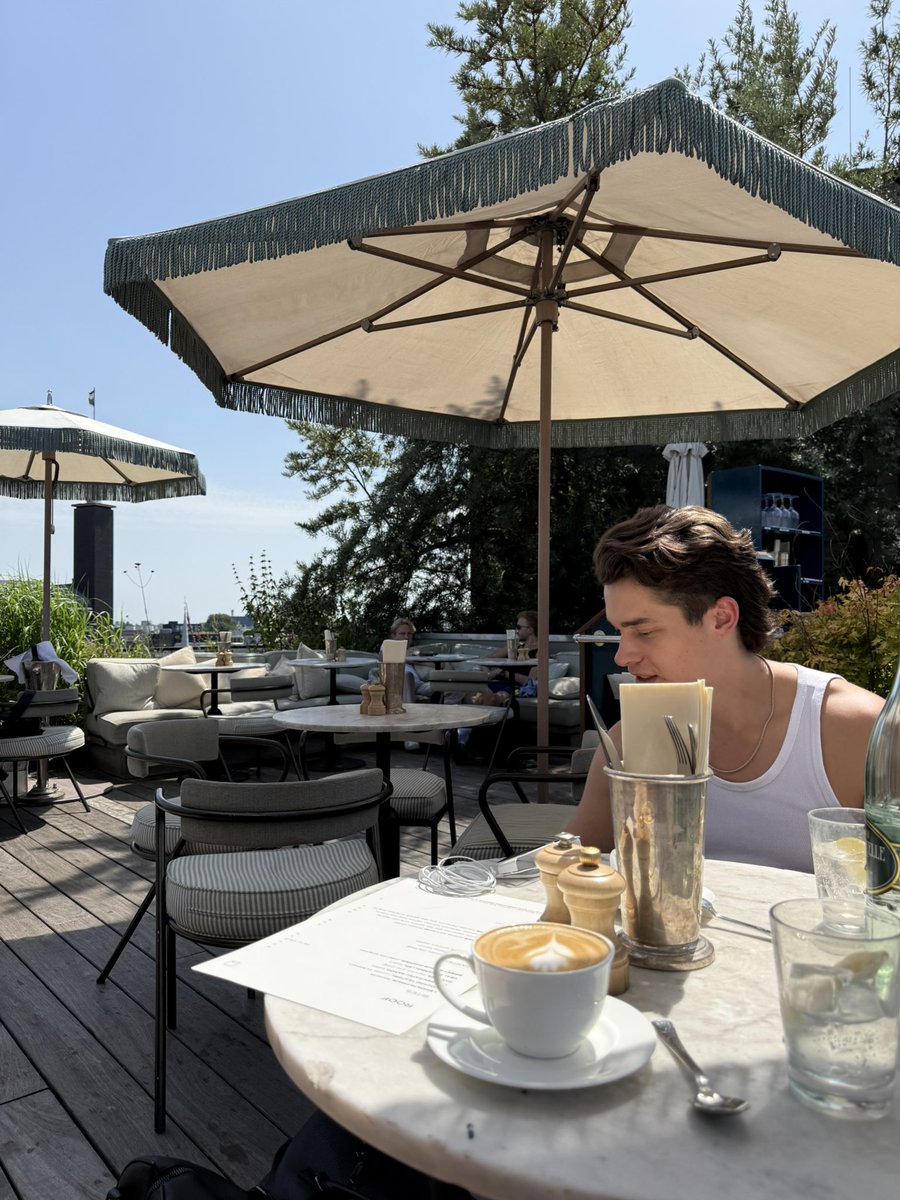 mr_alexlogan's tweet image. Back in the city where real ecom killers are made 🇳🇱