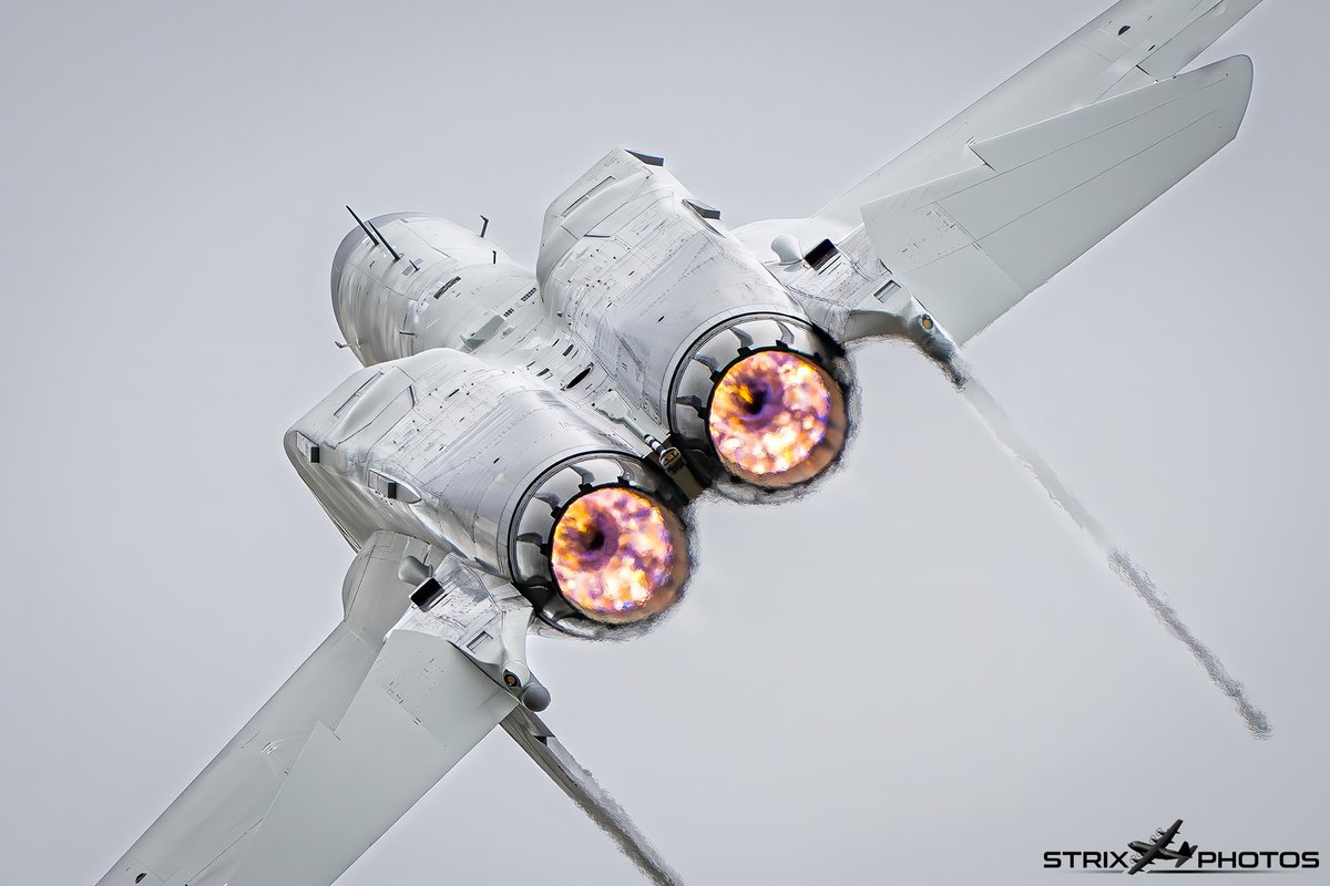 StrixPhotos's tweet image. It's RIAT week 😎
I'm really looking forward to attending this year's @airtattoo, i'll be there from Friday to Sunday! 📸
Here are just a few shots I captured last year 👇