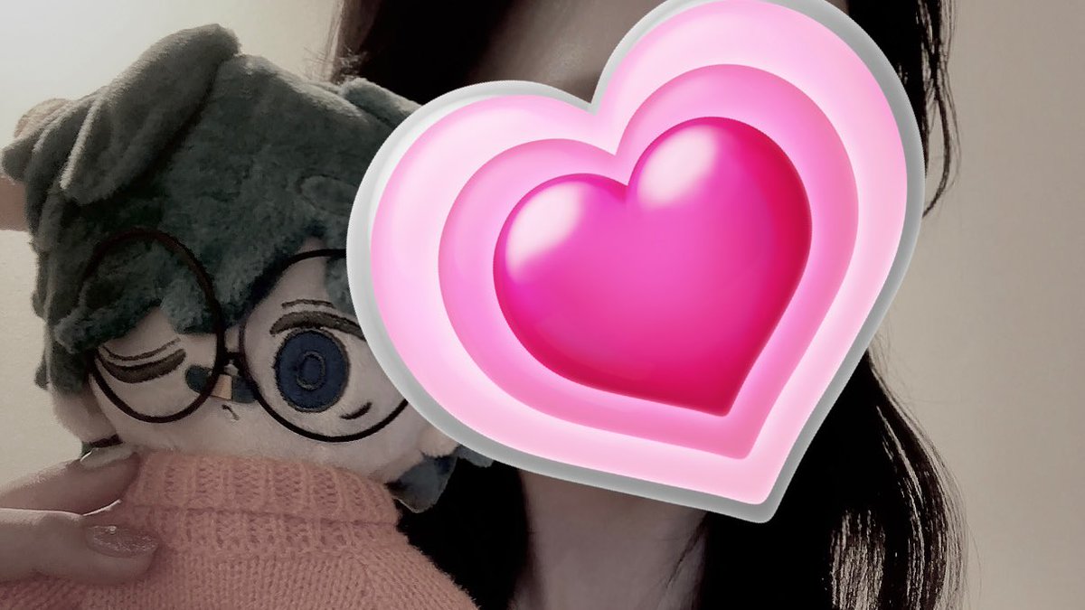 いぶぬいが味噌カツをじっと見てる、、
美味しいもの食べれて素晴らしい歌声聴けて満足でした👁️‍🗨️🫶🏻

くじ交換してくれた方や銀テくれた方ありがとうだよ〜🤍

(ここのアップルパイ焼き立てを出してくれるんだけどたまらなく美味しいよ..アップルパイは別にって方でもびっくりする)

#UnderBule