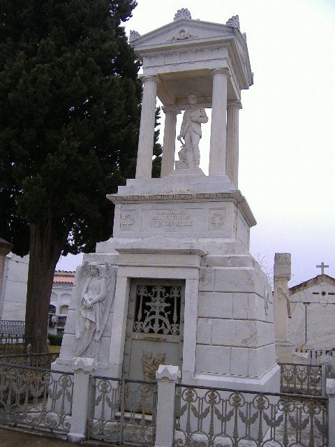 PSOE Badajoz /❤️ (@psoebadajoz) on Twitter photo 📢 El PSOE de Badajoz propone que el Cementerio Viejo sea declarado Bien de Interés Cultural (BIC).
🪦 Un espacio con historia, arte y memoria que merece protección y promoción.
👉 <a href="/silgoncha/">Silvia González /♥️</a> reclama un plan turístico y educativo que lo ponga en valor.
#Badajoz #Patrimonio 📢 El PSOE de Badajoz propone que el Cementerio Viejo sea declarado Bien de Interés Cultural (BIC).
🪦 Un espacio con historia, arte y memoria que merece protección y promoción.
👉 <a href="/silgoncha/">Silvia González /♥️</a> reclama un plan turístico y educativo que lo ponga en valor.
#Badajoz #Patrimonio