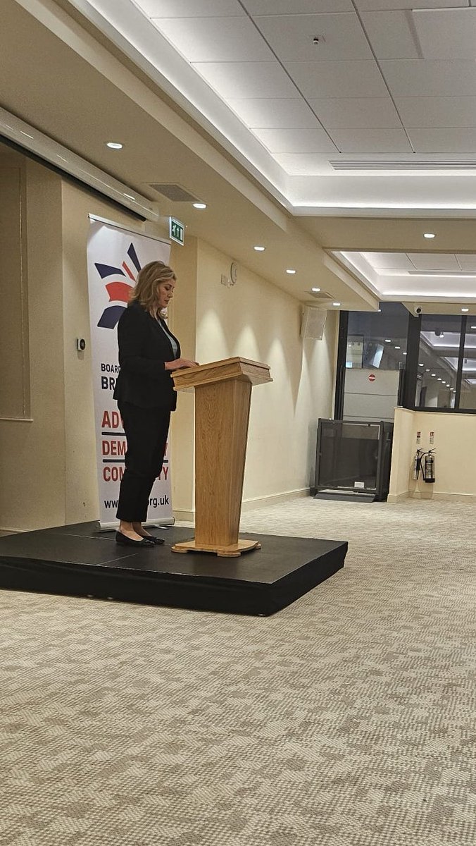 JLC_uk's tweet image. We were pleased to be at this morning's launch of the @BoardofDeputies commissioned report on antisemitism by @LordJohnMann and Dame @PennyMordaunt. We endorse the recommendations and commit to working with communal partners to see their implementation.