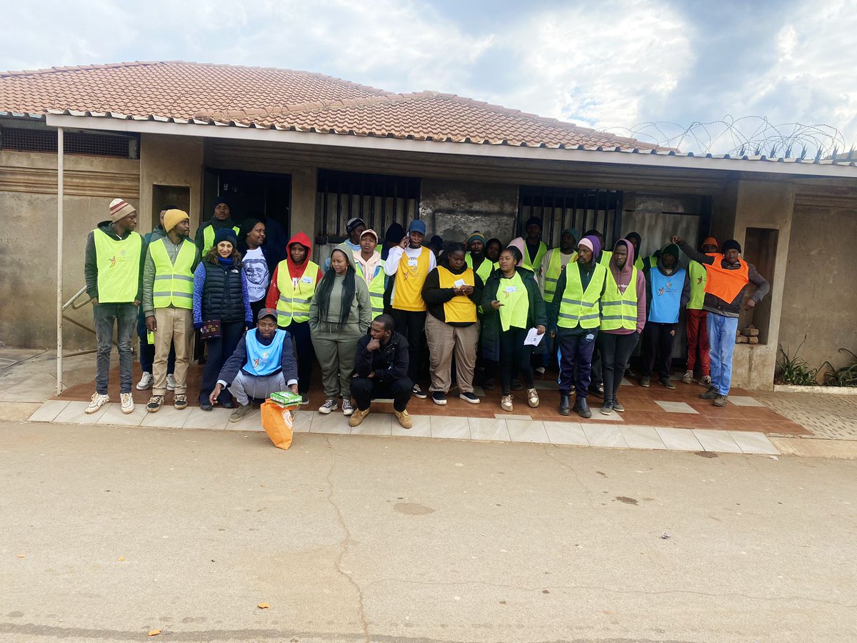 💧 The Bekkersdal Youth Club is taking a stand for clean water!

On 2 July 2025, they launched their micro-grant campaign to address bacterial contamination in the local water supply. An issue first flagged by <a href="/WaterCANsa/">WaterCAN</a> testing.

In partnership with <a href="/WaterCANsa/">WaterCAN</a>  and