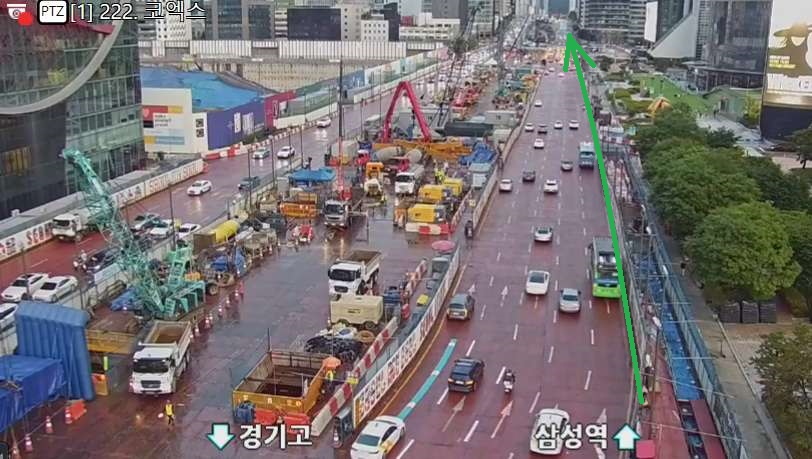 [19:44] 영동대로 (코엑스 → 삼성역) 1차로 시설물보수 완료되어 정상소통됩니다.