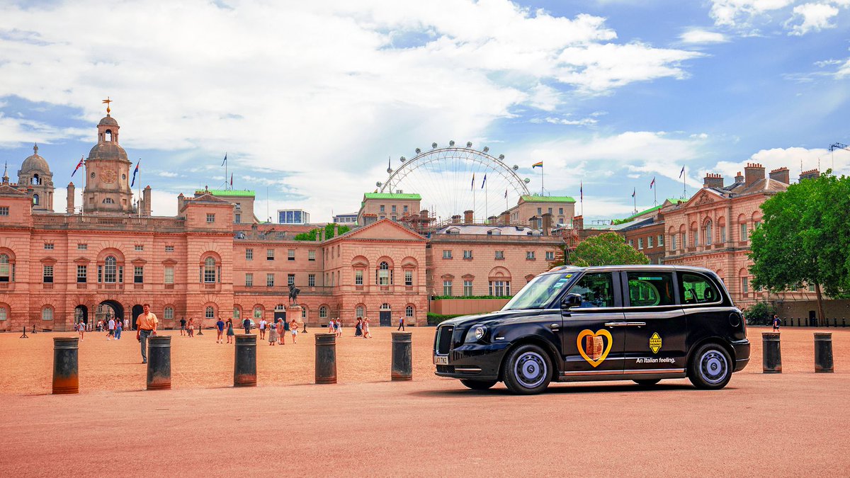 UbiquitousTaxis's tweet image. While there could be plenty of cheesy jokes to be made here, you can't laugh at @GranaPadano_UK and their latest campaigns on taxis. It's the perfect example of an icon on an icon!
#brandawareness
#taxiadvertising
#creativeadvertising