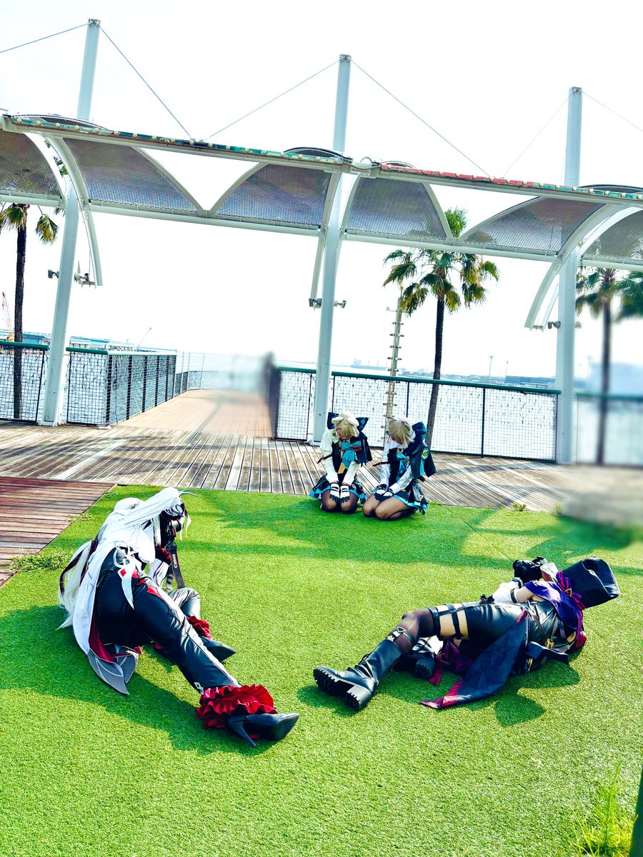 ⚠︎︎cos /キャラ崩壊 ￤リプ欄にメンション

＿＿＿＿＿＿＿＿＿＿＿＿＿
壁炉の家撮影会(の撮影🐧)
＿＿＿＿＿＿＿＿＿＿＿＿＿

 #genshincosplay  #原神コスプレ #アコスタATC