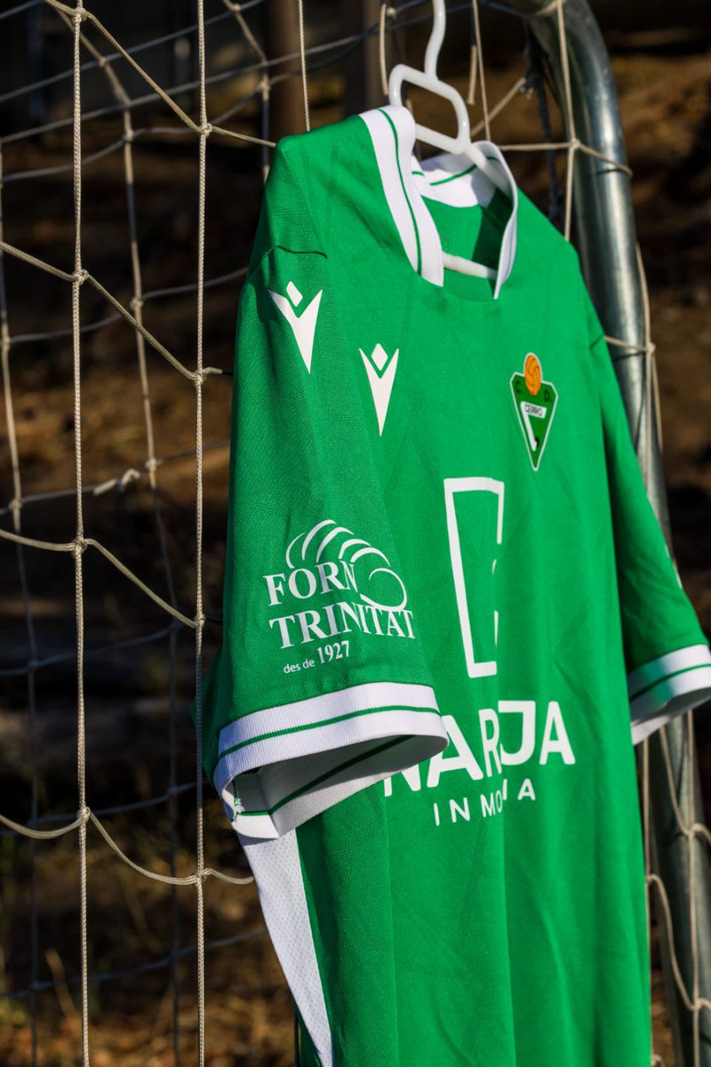 👕 ¡𝕐𝔸 𝔸 𝕃𝔸 𝕍𝔼ℕ𝕋𝔸!

Presentamos nuestra primera equipación al detalle.

🄽🄾 🅂🄾🄲🄸🄾🅂: 65€
🅂🄾🄲🄸🄾🅂: 60€

#DelMunicipalParaElBarrio💚