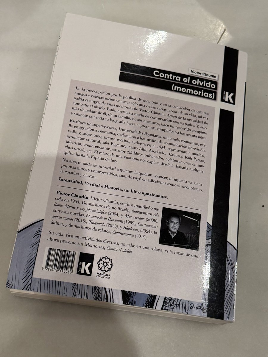 ArodSpainMedia's tweet image. Acabo de leerme las memorias de Victor Claudín @VClaudn
Anduve por El Elígeme aquellos años, y me ha sorprendido la crudeza con la que escribe sobre Joaquín Sabina, al que retrata no con el áurea que lo rodea ahora.
¡Ah, la portada es de @Pachi_Idigoras !
@mandaladigital