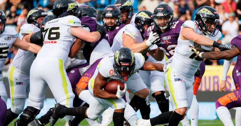 ELF_Official's tweet photo. The Stuttgart Surge (6-2) kept their winning streak alive in Week 9 of the European League of Football, beating the Frankfurt Galaxy (3-5) with a final score of 54-39 in a game that was closer than the score suggests. 

Read the full article here ⤵️