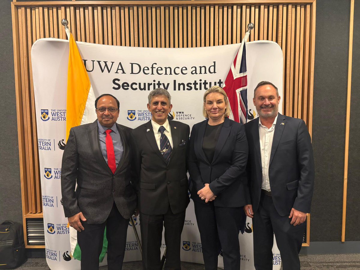 CSDR_India's tweet image. Insightful presentations today on potentials & challenges in 🇮🇳🇦🇺 Underwater Domain Awareness cooperation, at our Inception Dialogue with @DefenceUwa
Experts covered Underwater Vessels, Anti-Sub warfare & underwater domain awareness tech capabilities on both sides, & pathways…
