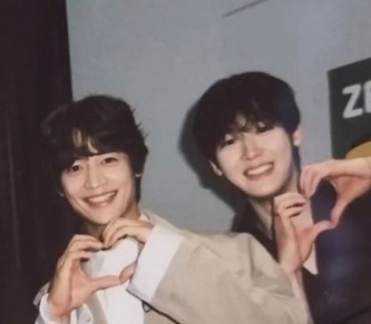 딴아비 🦋 tweet media