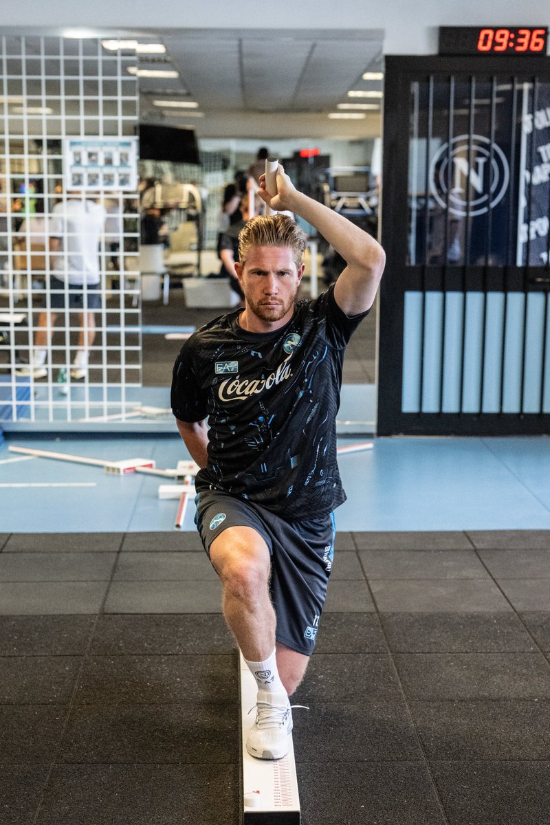 👑 <a href="/KevinDeBruyne/">Kevin De Bruyne</a>, giorno 1. 💙