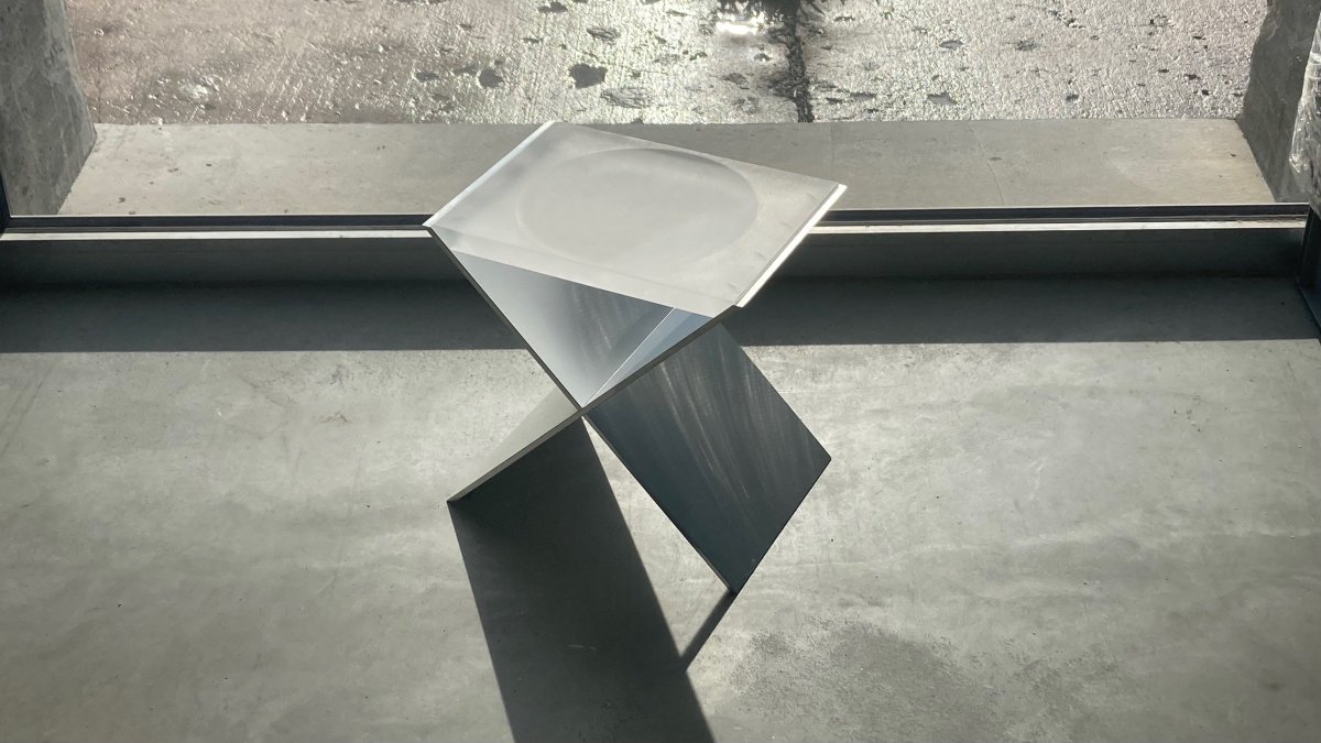 thisisgrey's tweet image. reidarmester.com — Redar Mester create my favourite industrial design with lots of metal, screws, glass, and cyber brutality. Heavy, expensive, durable, beautiful. Lux metal.