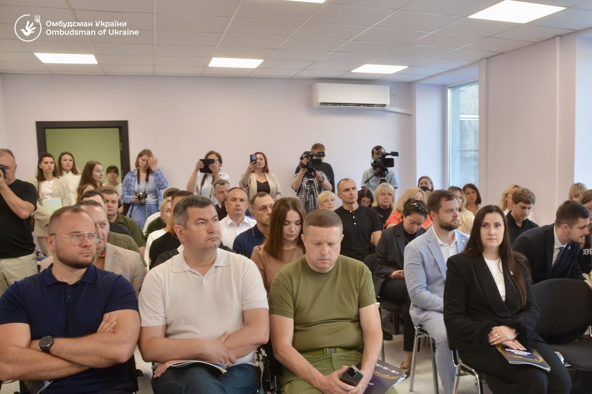 UNHCRUkraine's tweet image. A new Child Rights Protection Centre opened in Volyn — the 3rd in Ukraine🇺🇦
With support from the Ombudsman's office, @UNICEF_UA, the Government of 🇳🇴, & modern equipment from UNHCR, this centre will provide protection services to children affected by war & traumatised by loss.