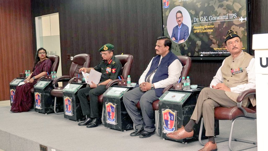 sn_sabat's tweet image. It was a pleasure to attend the valedictory ceremony of 03 Month Professional Diploma Program on #Cyber_Security, #Data_Protection and #Legal_compliances specially curated for Indian Army Officers organised by @upsifsUp along with Chief of Staff Central Command LKO & Dr. Goswami.