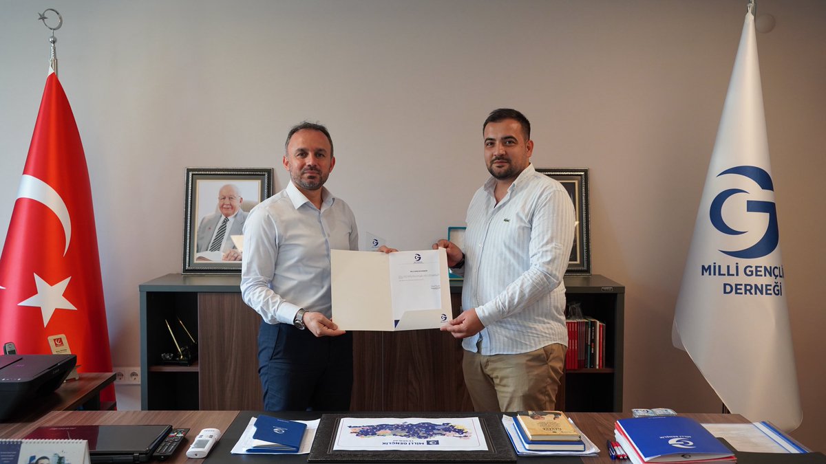 Ali Seyyar (@aliseyyarrr) on Twitter photo Milli Gençlik Derneği Denizli İl Başkanlığımıza İbrahim Gencer bey atanmıştır. Değerli başkanımıza çalışmalarında muvaffakiyetler dilerim.
Rabbim Utandırmasın..
<a href="/ozvatan_ahmet/">Ahmet Özvatan</a>
<a href="/milligenclikmgd/">Milli Gençlik</a>
#MilliGençlikDerneği
#Milligençlik Milli Gençlik Derneği Denizli İl Başkanlığımıza İbrahim Gencer bey atanmıştır. Değerli başkanımıza çalışmalarında muvaffakiyetler dilerim.
Rabbim Utandırmasın..
<a href="/ozvatan_ahmet/">Ahmet Özvatan</a>
<a href="/milligenclikmgd/">Milli Gençlik</a>
#MilliGençlikDerneği
#Milligençlik
