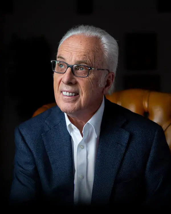A few thoughts on the passing of John MacArthur. History will remember him as the "Matthew Henry" of the modern age, who (perhaps) more than any other Protestant Scholar encouraged the simple reading, teaching and common understanding of scripture as sufficient for the spiritual