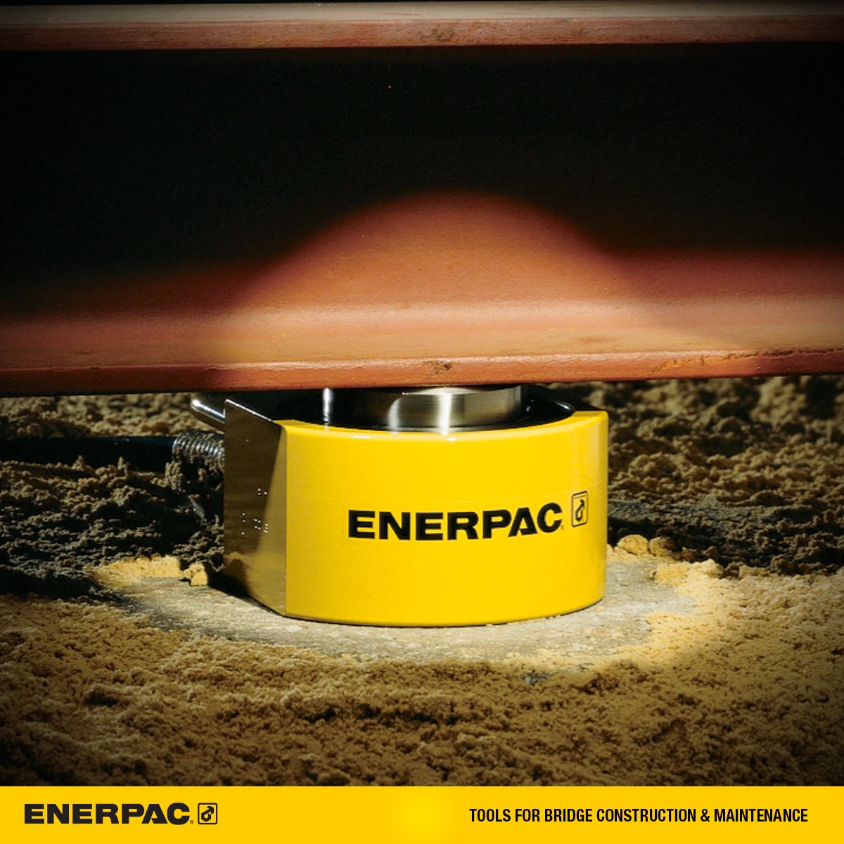 Maintenance projects on bridge decks require a suitable lifting solution. Enerpac offers several cylinder options, such as the 100-ton RSM and RCS-Series Cylinders, and the 1000-ton LPL and HCL-Series Cylinders.

Learn more bit.ly/3jbhig6. 

#Enerpac #Bridges #Cylinders
