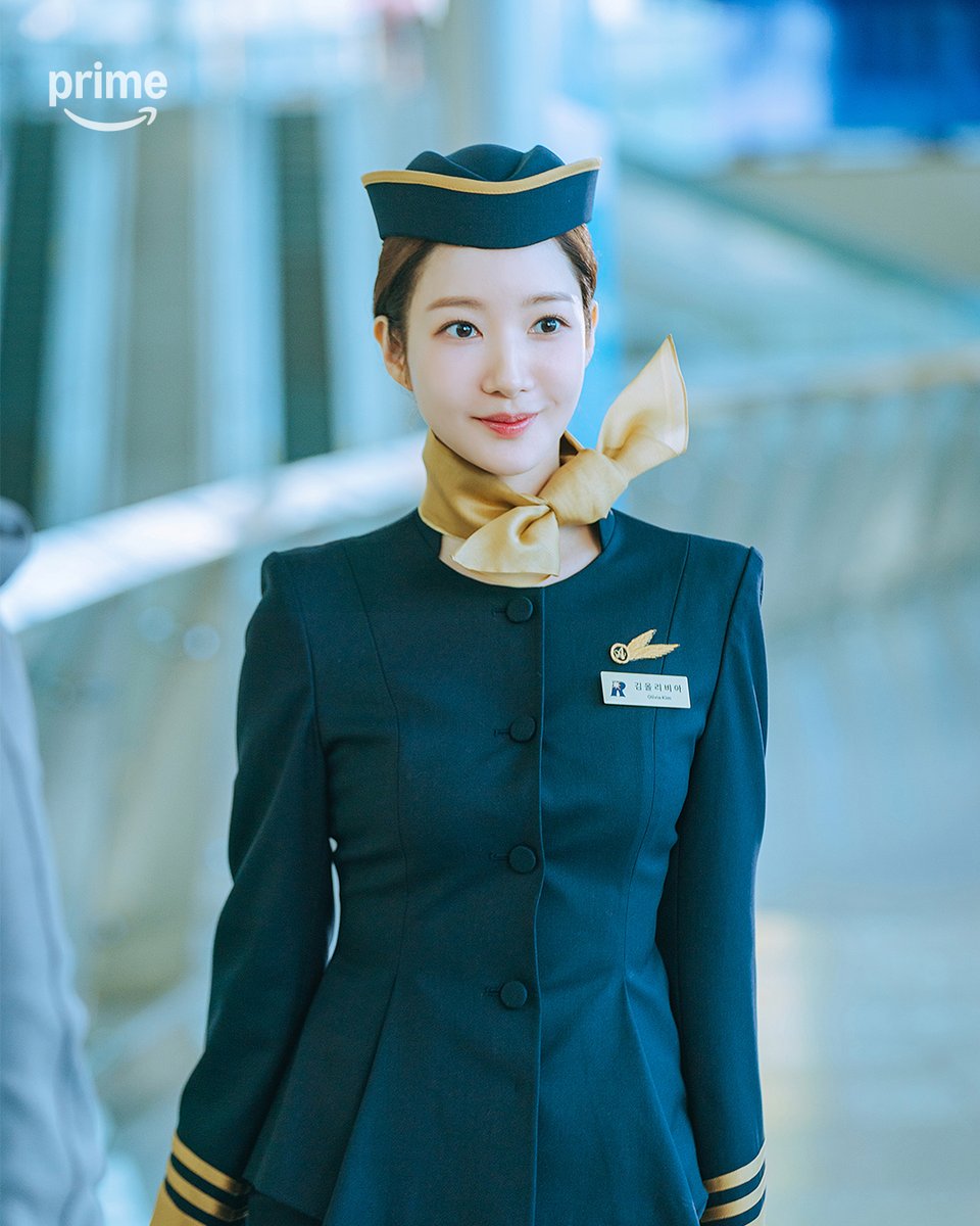 She’s got every trick and scheme under her sleeves.

#ConfidenceQueen starring #ParkMinYoung, coming soon this September 6 on Prime Video!