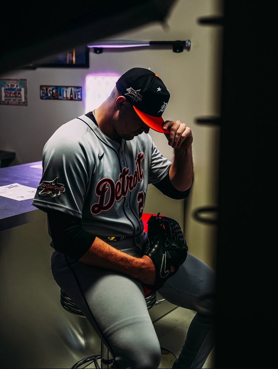 tonydombrowski's tweet image. Happy Tarik Skubal 2025 MLB All-Star Game bump day to all who celebrate! 猸愶笍馃悈馃敟
#RepDetroit | #AllStarGame
馃摳: @tigers