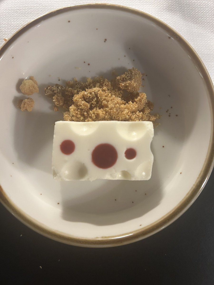 HeadyPR's tweet image. The Dama Dama Restaurant @ArgentarioGolf in Tuscany has been restyled but the real stopper remains its cuisine that reflects local flavours &amp;amp; the artistic talent of Chef Emiliano Lombardelli … absolutely delicious!
#argentarioresort #gastronomy #tuscany #holiday